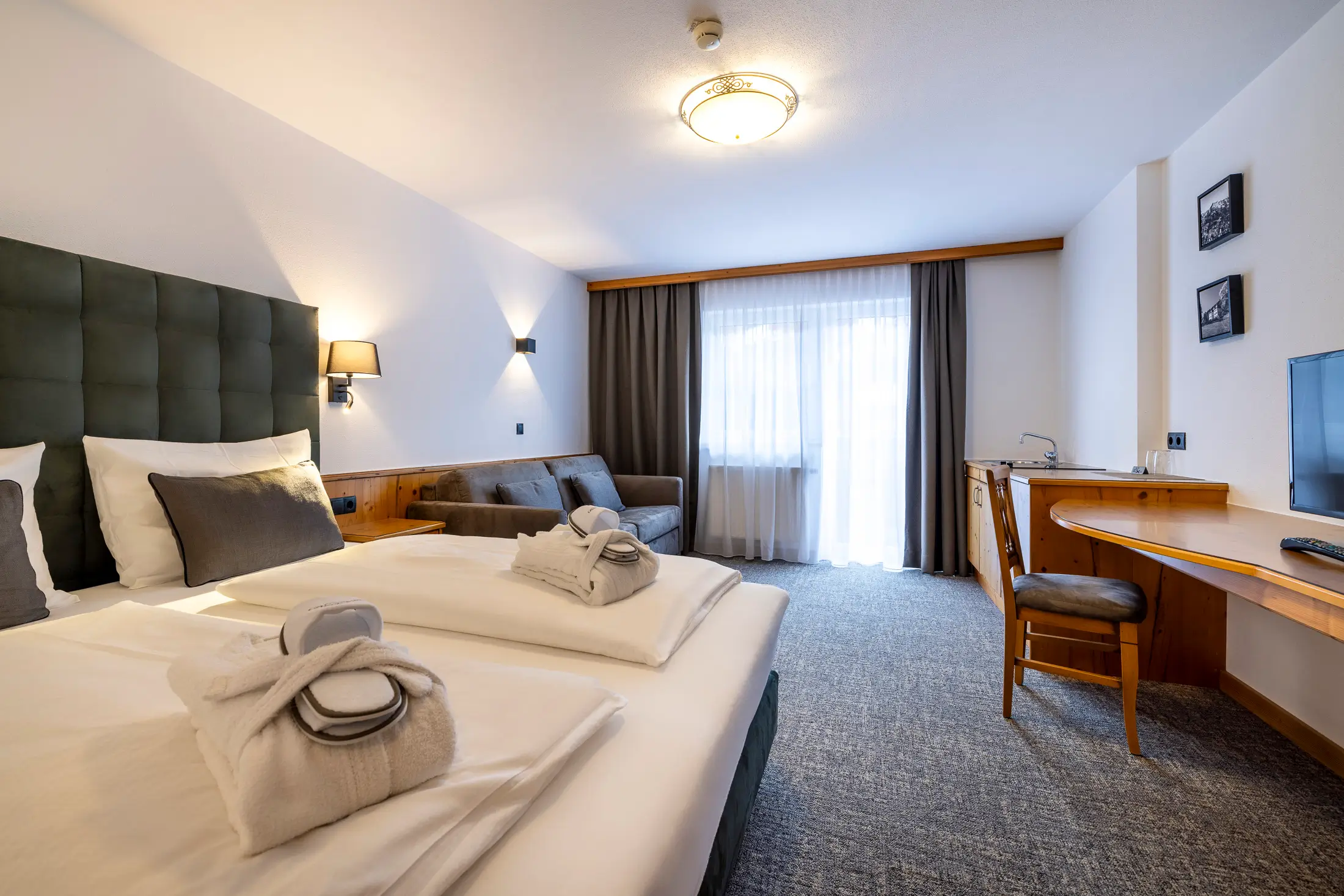 loj-zimmer-deluxe-terasse_01