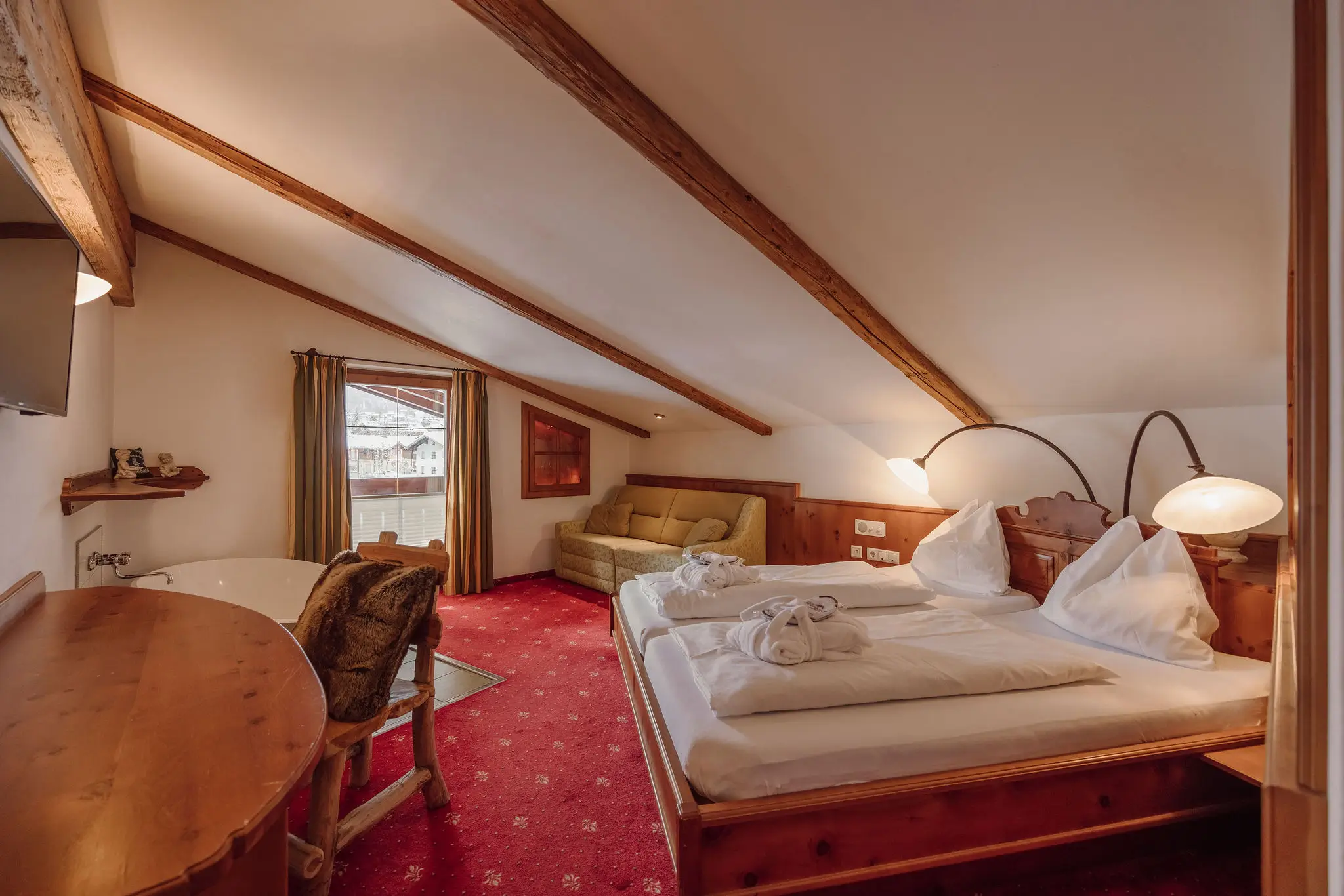 loj-zimmer-standard-badewanne_01