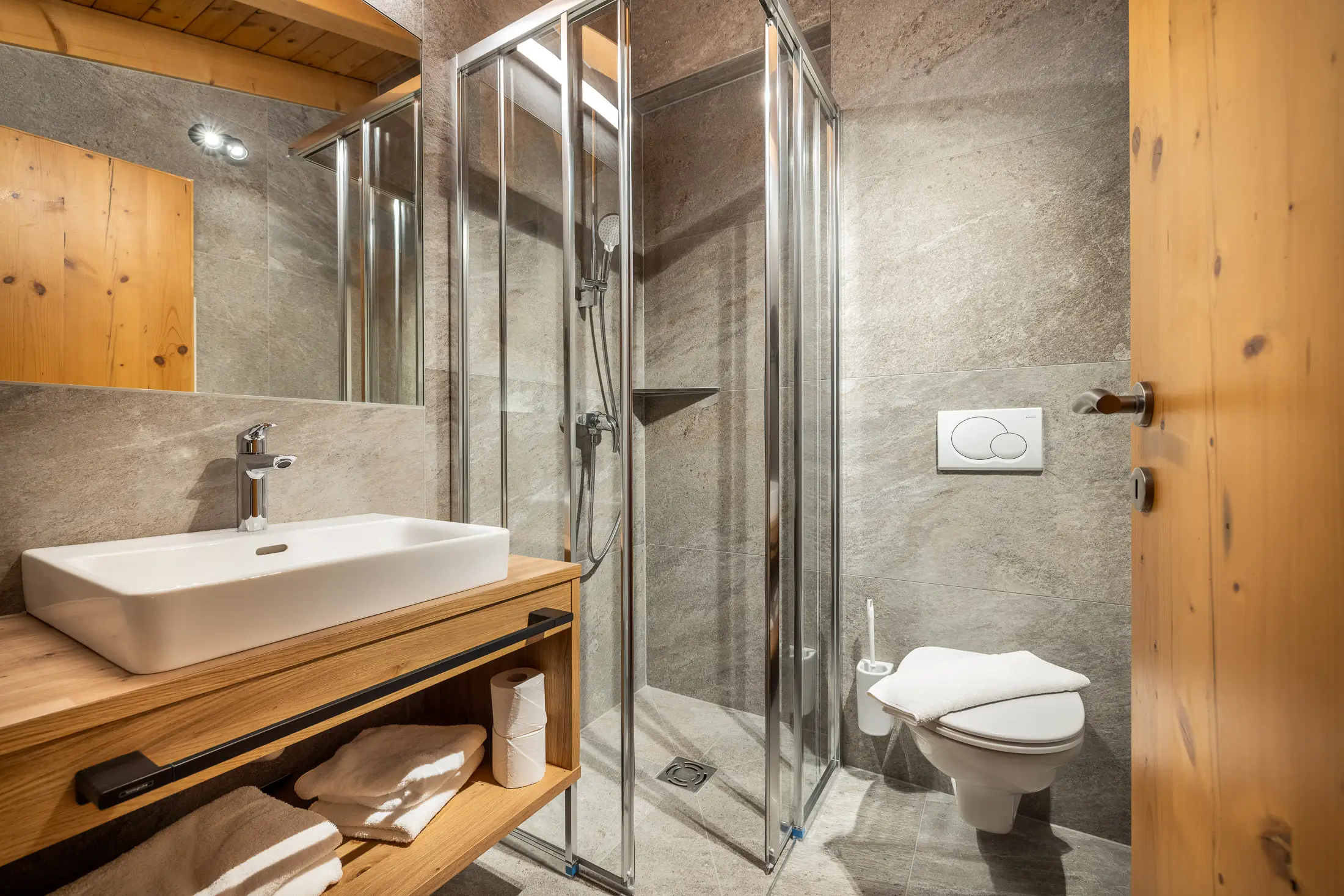 loj-zimmer-superior-dachzimmer_03